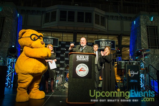 Black Tie Tailgate 2017 - Candid Event Photos