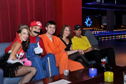 Halloween 2009 - Vampires + Vixens