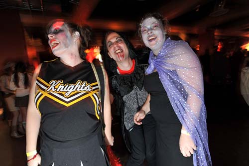 Halloween 2009 - Vampires + Vixens