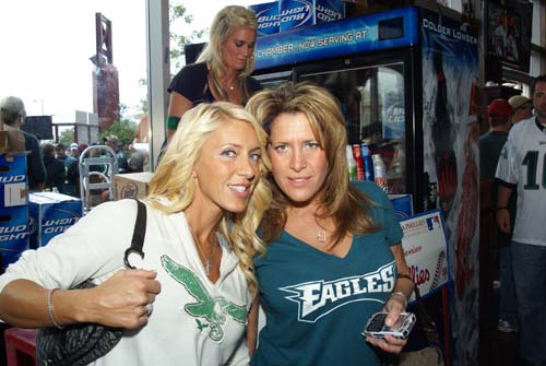 McFadden's EAGLES Home Game - Week 4