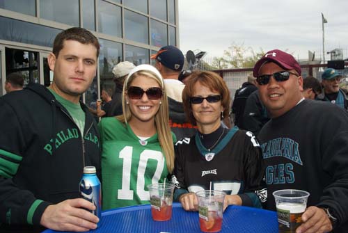 McFadden's EAGLES Home Game - Week 4