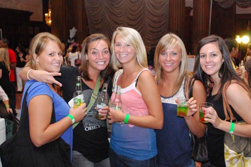 Shecky's Girls Night Out