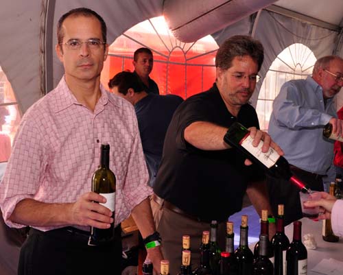 Sippin By The River 2010 (Gallery 1)