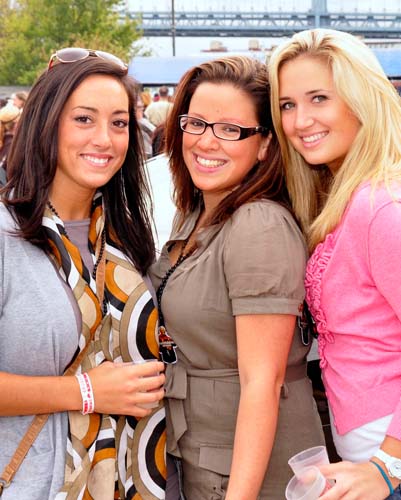 Sippin By The River 2010 (Gallery 1)