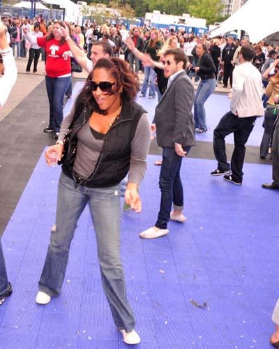 Sippin By The River 2010 (Gallery 1)