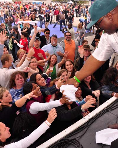 Sippin By The River 2010 (Gallery 1)