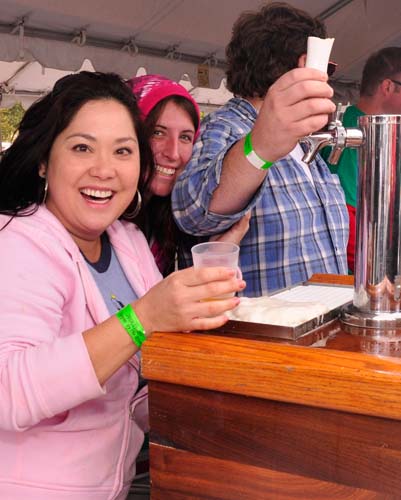 Sippin By The River 2010 (Gallery 1)