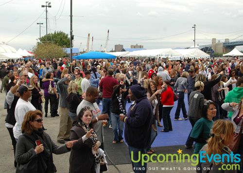 Sippin By The River 2010 (Gallery 2)
