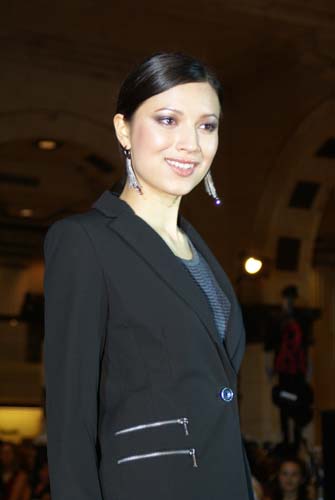 Nigel Barker Hosted Fashion Show