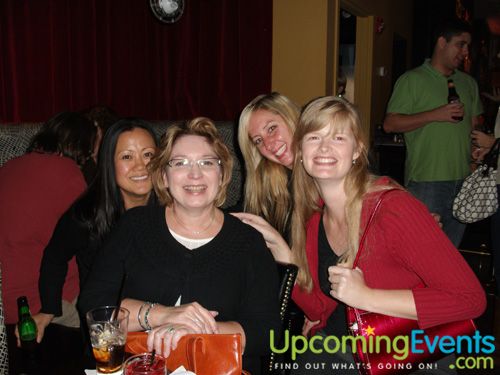 Dueling Piano Happy Hour