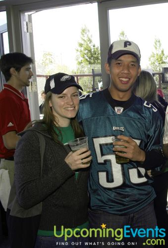 McFadden's EAGLES Home Game Week 6