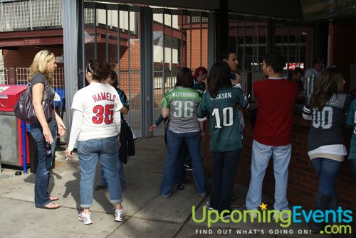 McFadden's EAGLES Home Game Week 6