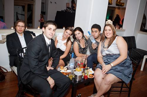 Resolution:  NYE 2012 @ TRUST  (Gallery A)