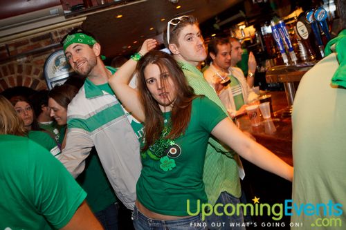 Erin Express New Deck Tavern