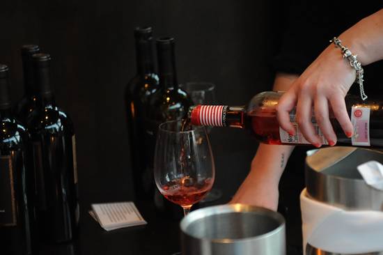 Harvest Seasonal Grill & Wine Bar Spring Menu & Wine Tasting