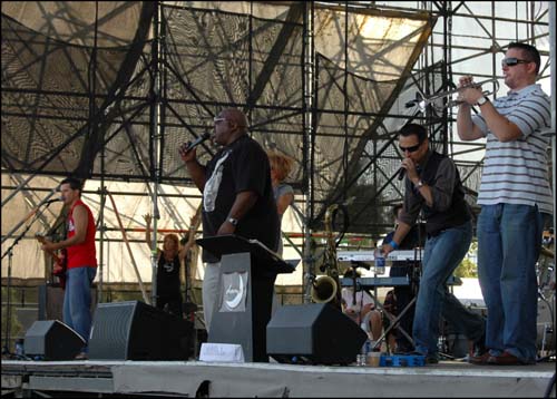 Sippin by the River (Backdrop-Photos)
