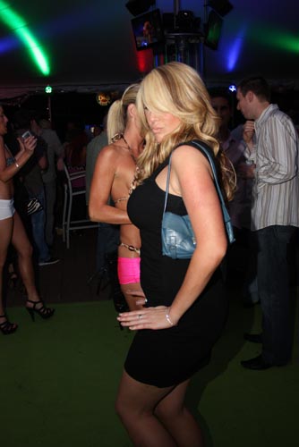 Fashion Up - Summer Fashions 2010