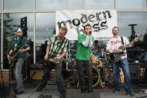 McFadden's EAGLES Home Game - Week 1