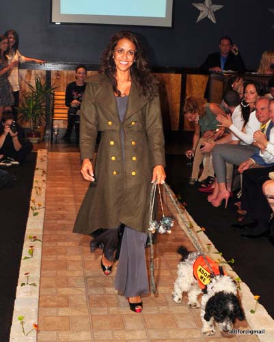 Fashion in Public (Gallery 2)