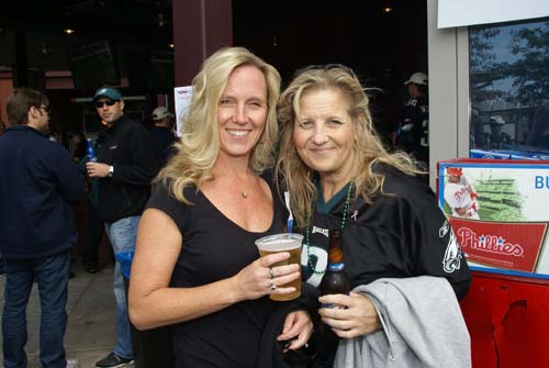 McFadden's EAGLES Home Game - Week 4