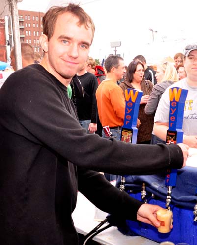 Sippin By The River 2010 (Gallery 1)