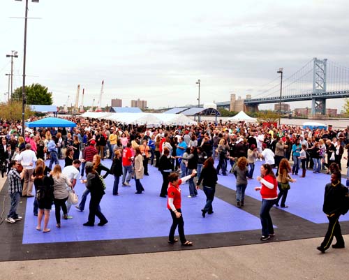 Sippin By The River 2010 (Gallery 1)