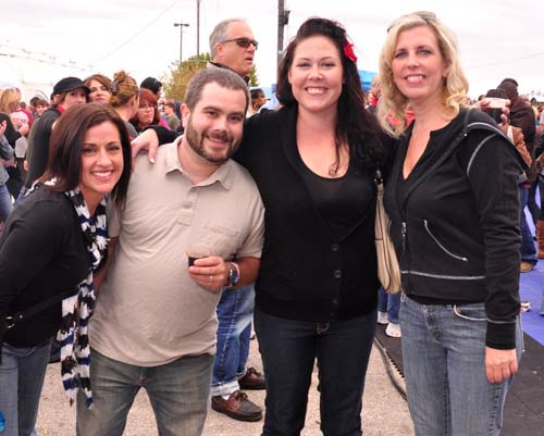 Sippin By The River 2010 (Gallery 1)