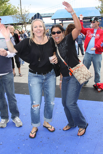 Sippin By The River 2010 (Gallery 3)