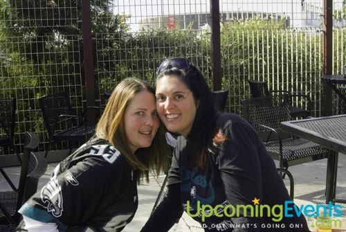 McFadden's EAGLES Home Game Week 6