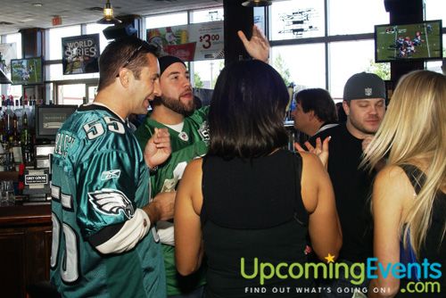 McFadden's EAGLES Home Game Week 6