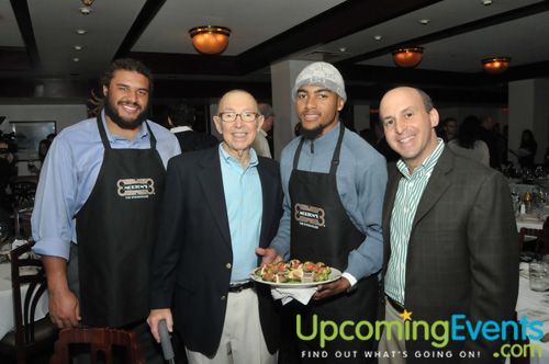 Philadelphia Eagles Brent Celek Celebrity Serving Event