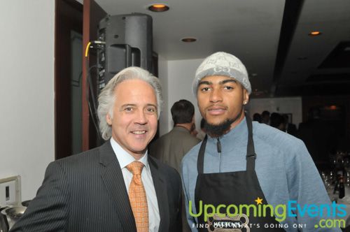 Philadelphia Eagles Brent Celek Celebrity Serving Event