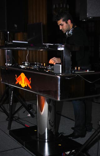 Thanksgiving Eve @ The Crystal Tea Room