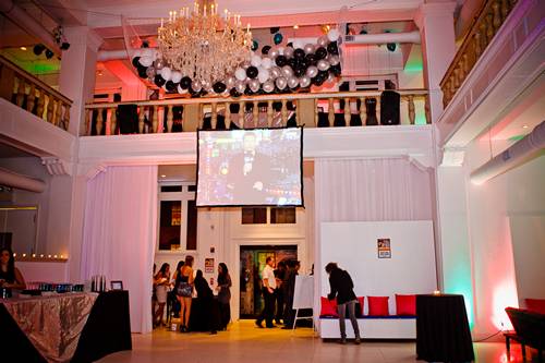 Resolution:  NYE 2012 @ TRUST  (Gallery A)