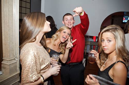 Resolution:  NYE 2012 @ TRUST  (Gallery A)