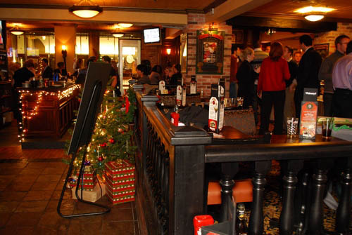 Happy Hour at Elephant & Castle