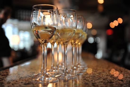 Harvest Seasonal Grill & Wine Bar Spring Menu & Wine Tasting