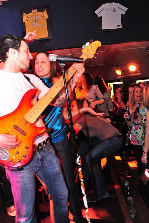 NYEPhilly.com Reunion Party @ Field House (Gallery 2)