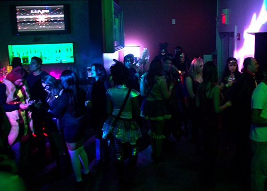 Vampires + Vixens @ Lit Ultrabar