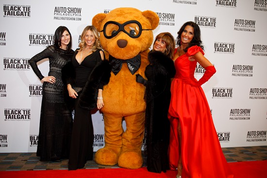 Black Tie Tailgate 2015 - Red Carpet