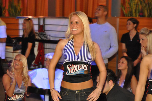 Sixers Bowl-Off For Charity