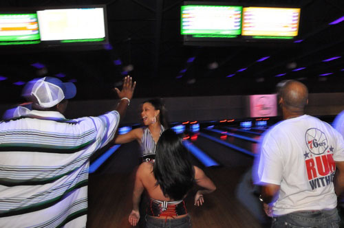 Sixers Bowl-Off For Charity