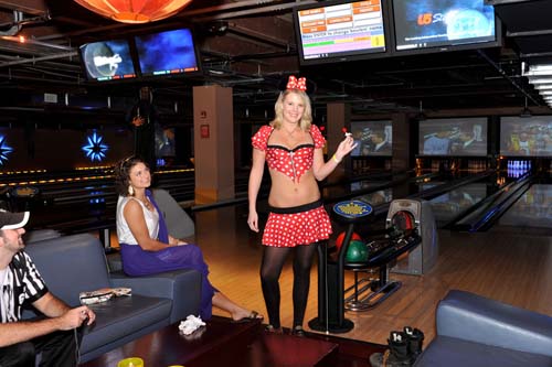 Halloween 2009 - Vampires + Vixens