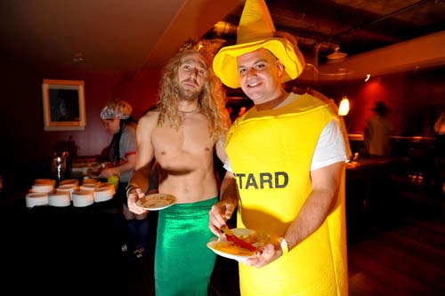 Halloween 2009 - Vampires + Vixens