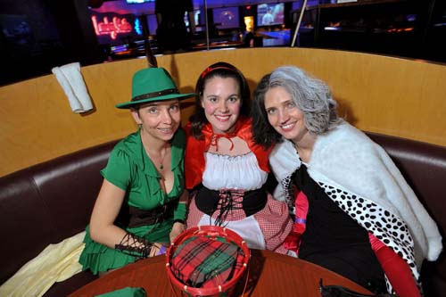 Halloween 2009 - Vampires + Vixens