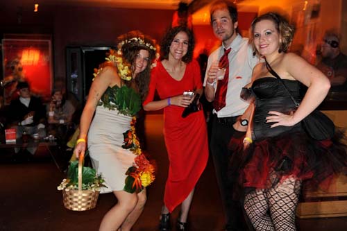 Halloween 2009 - Vampires + Vixens