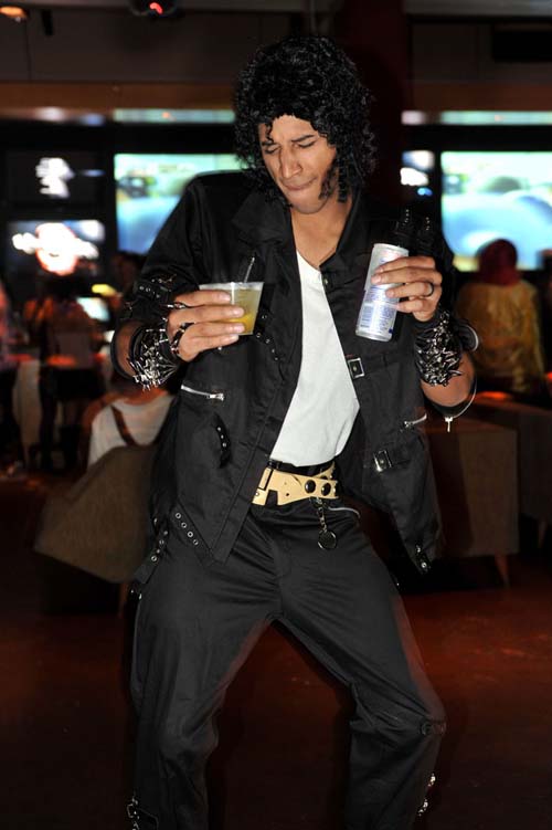 Halloween 2009 - Vampires + Vixens