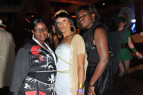 Halloween 2009 - Vampires + Vixens