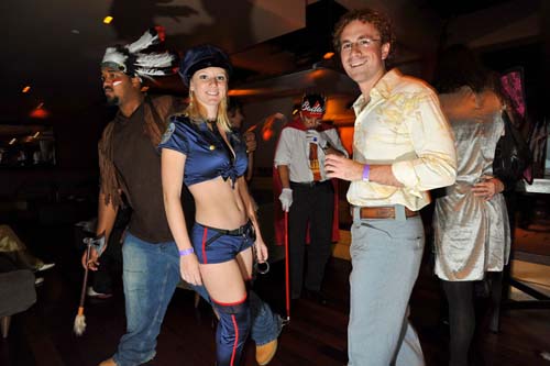 Halloween 2009 - Vampires + Vixens