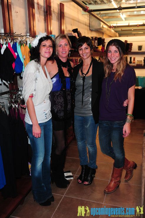 Sixers Dancers Charity Shopping Event